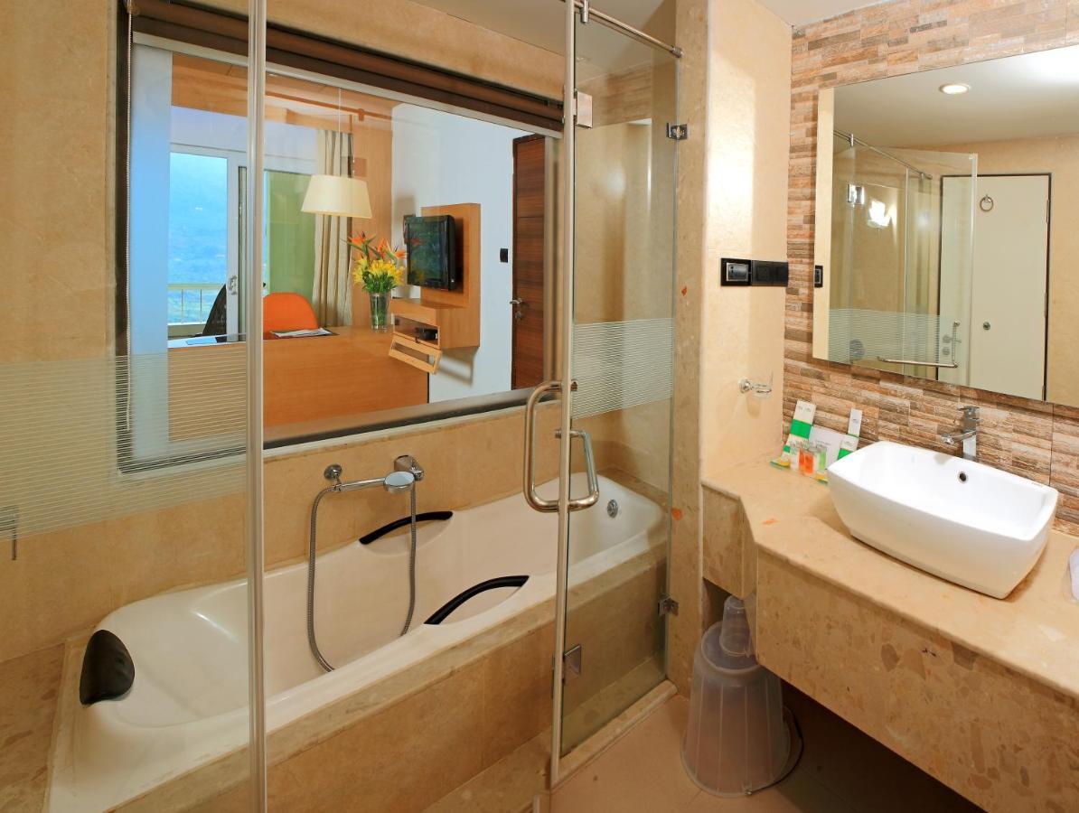 Devonshire Greens - The Leisure Hotel And Spa Munnar Εξωτερικό φωτογραφία